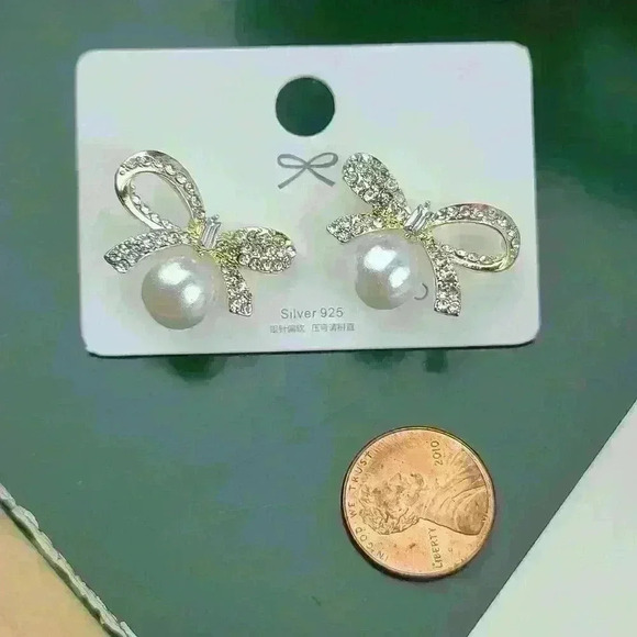 925 Silver pearl rhinestones earrings Gold-toned faux pearl - Picture 5 of 10